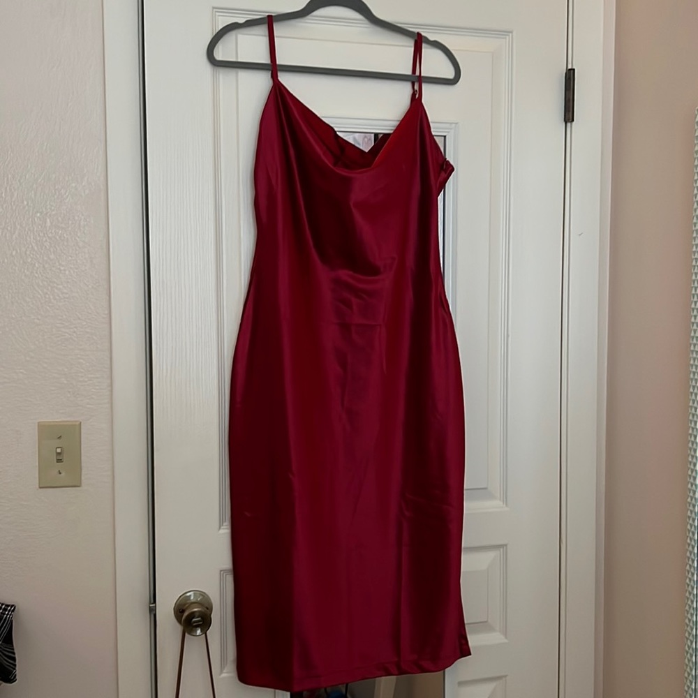 Silk burgundy dress. Brand new
